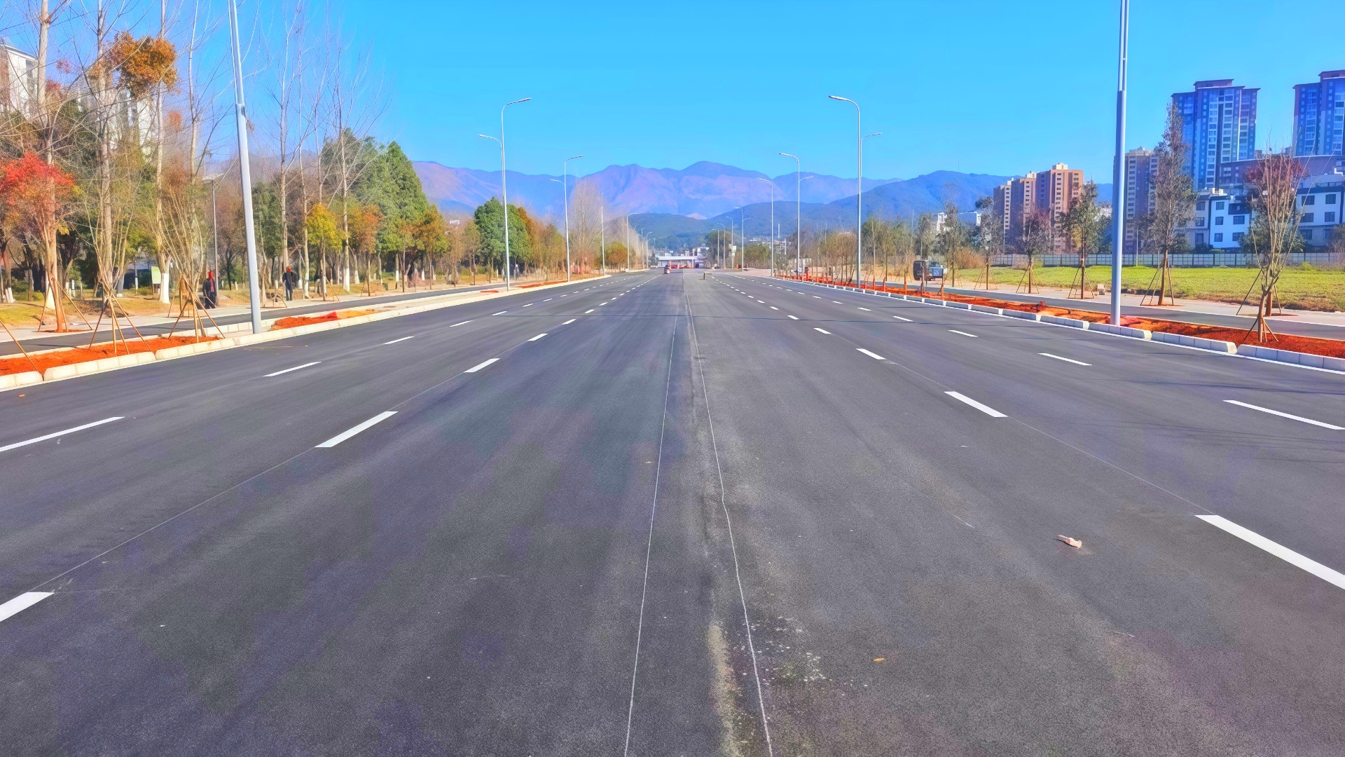 澄江市抚澄大道二期项目通车