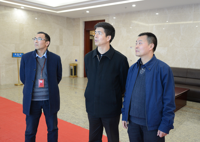 云南农垦集团党委副书记何明华一行到访集团