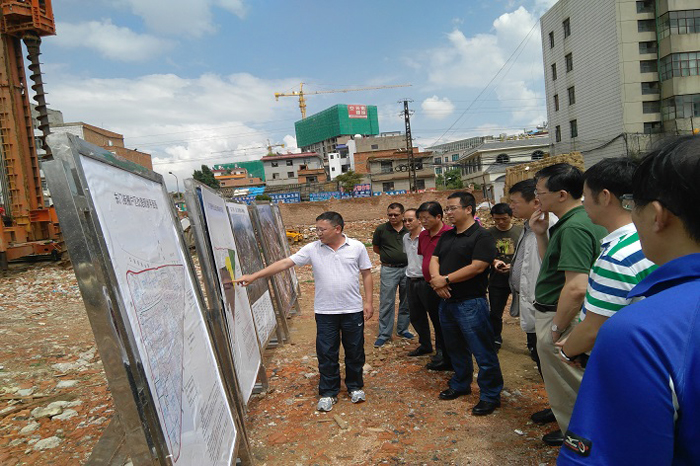 省住建厅副厅长蔡葵调研开投公司曲靖东门街棚改项目