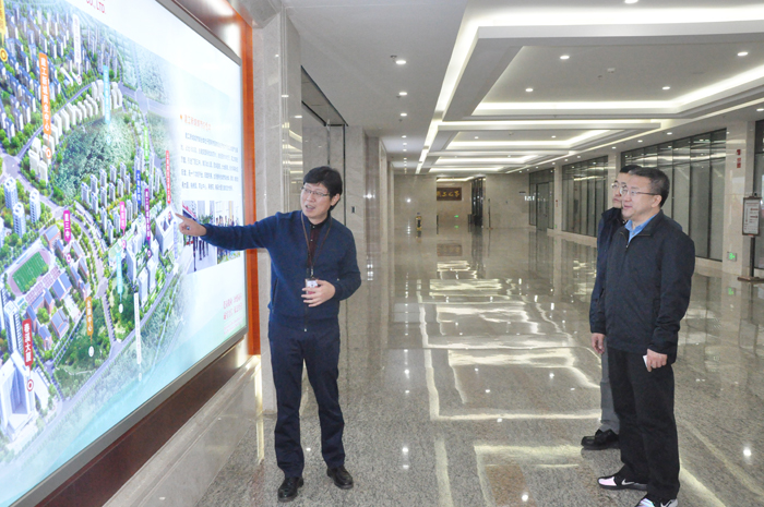 中国对外承包工程商会会长房秋晨到访集团