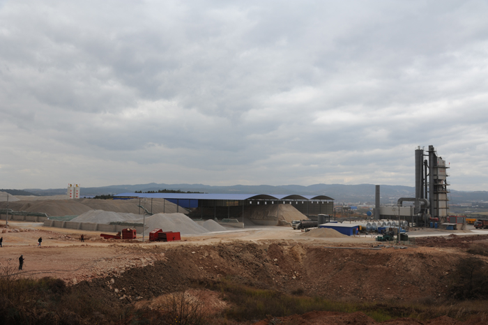 增实力 添利器 新区建设奋进急——我省最大拌合站在滇中新区投入使用