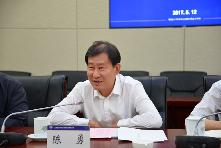 高新区管委会主任陈勇到访集团