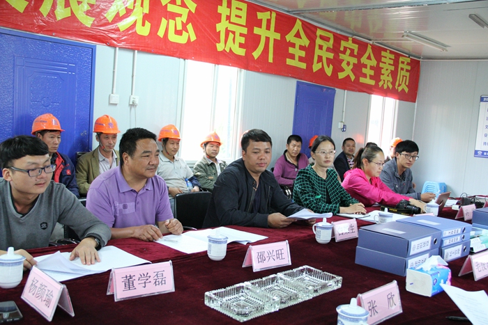 中国海员建设工会调研墨江县2013年公租房项目职工小家建设