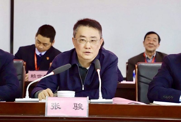张骏出席十公司一届三次职代会