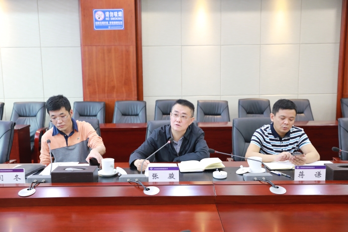 张骏会见湖南科技大学客人