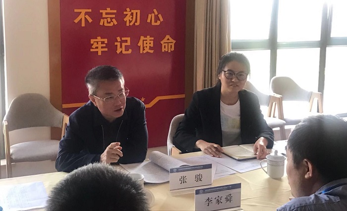 张骏调研基层单位党建工作