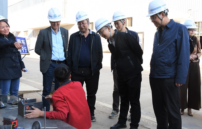 省总工会调研集团产业工人队伍建设改革工作
