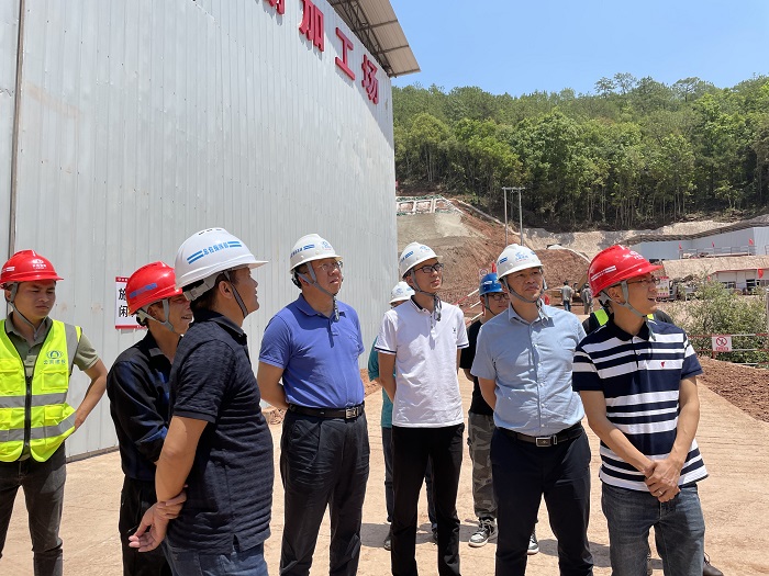 ​寸延峰调研集团普洱片区高速公路项目