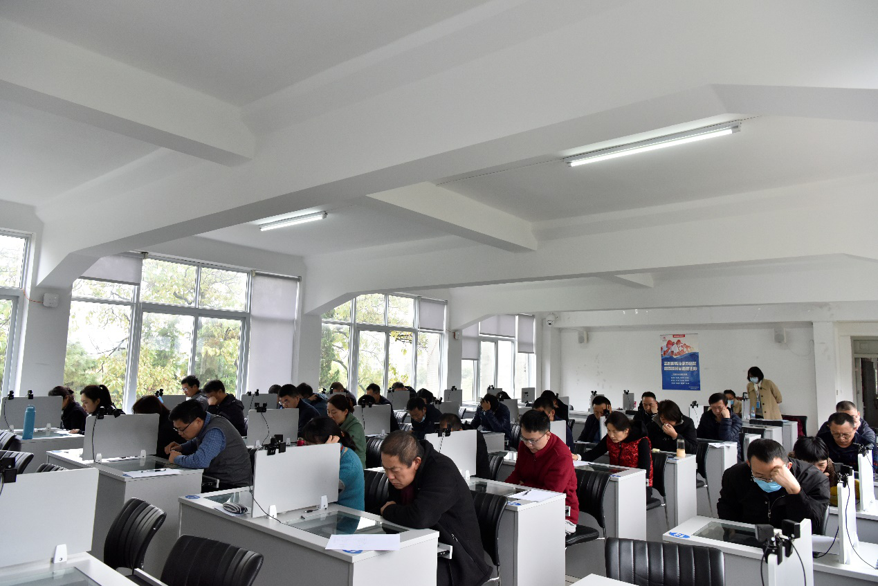 ​王晓方带队参加集团专业技术资格考试