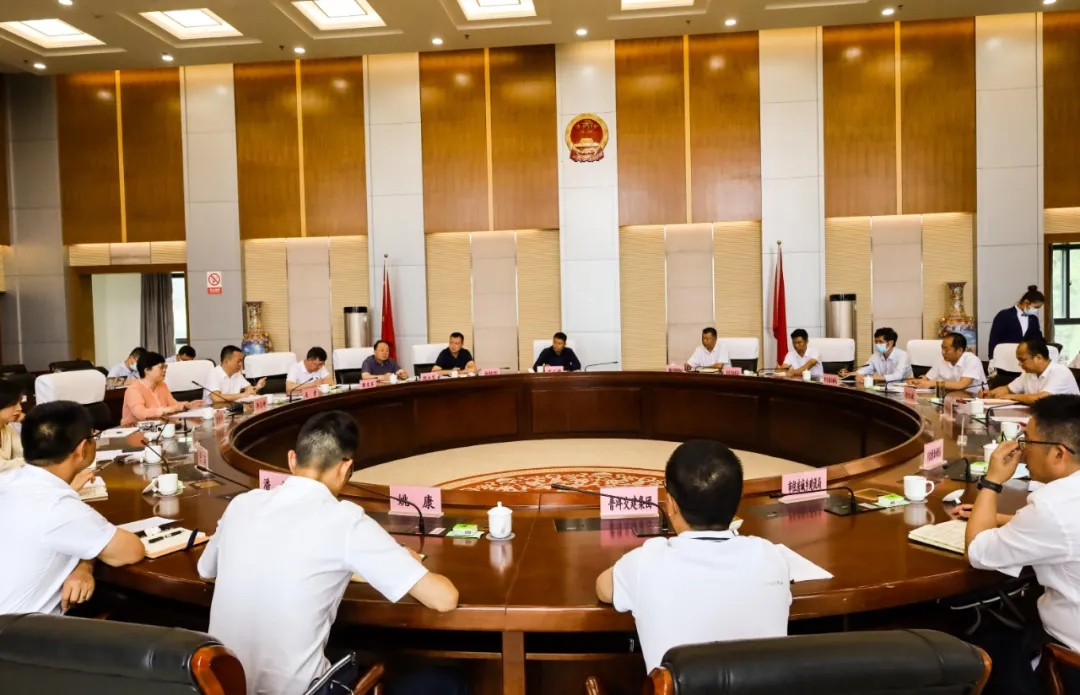 集团与普洱市政府交流座谈