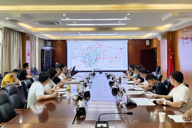 集团与临沧市交通运输局交流座谈