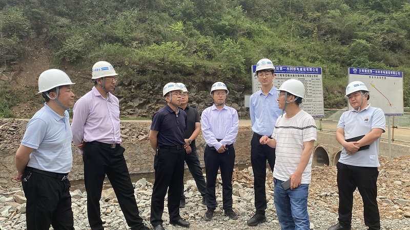省水利厅二级巡视员刘德坤调研集团昭通水利项目