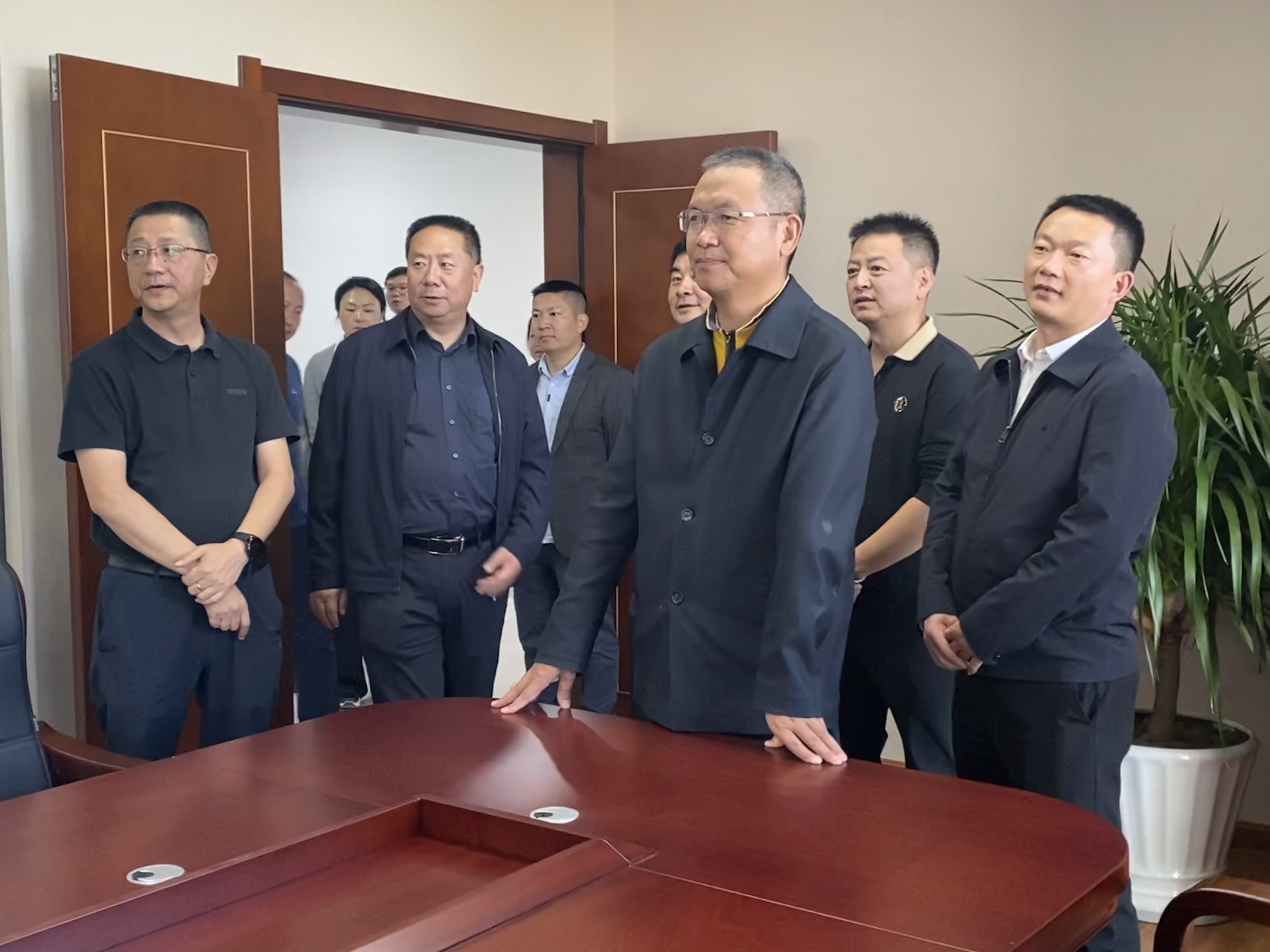 大兴调查研究 | 杨国文调研集团大理片区重点项目