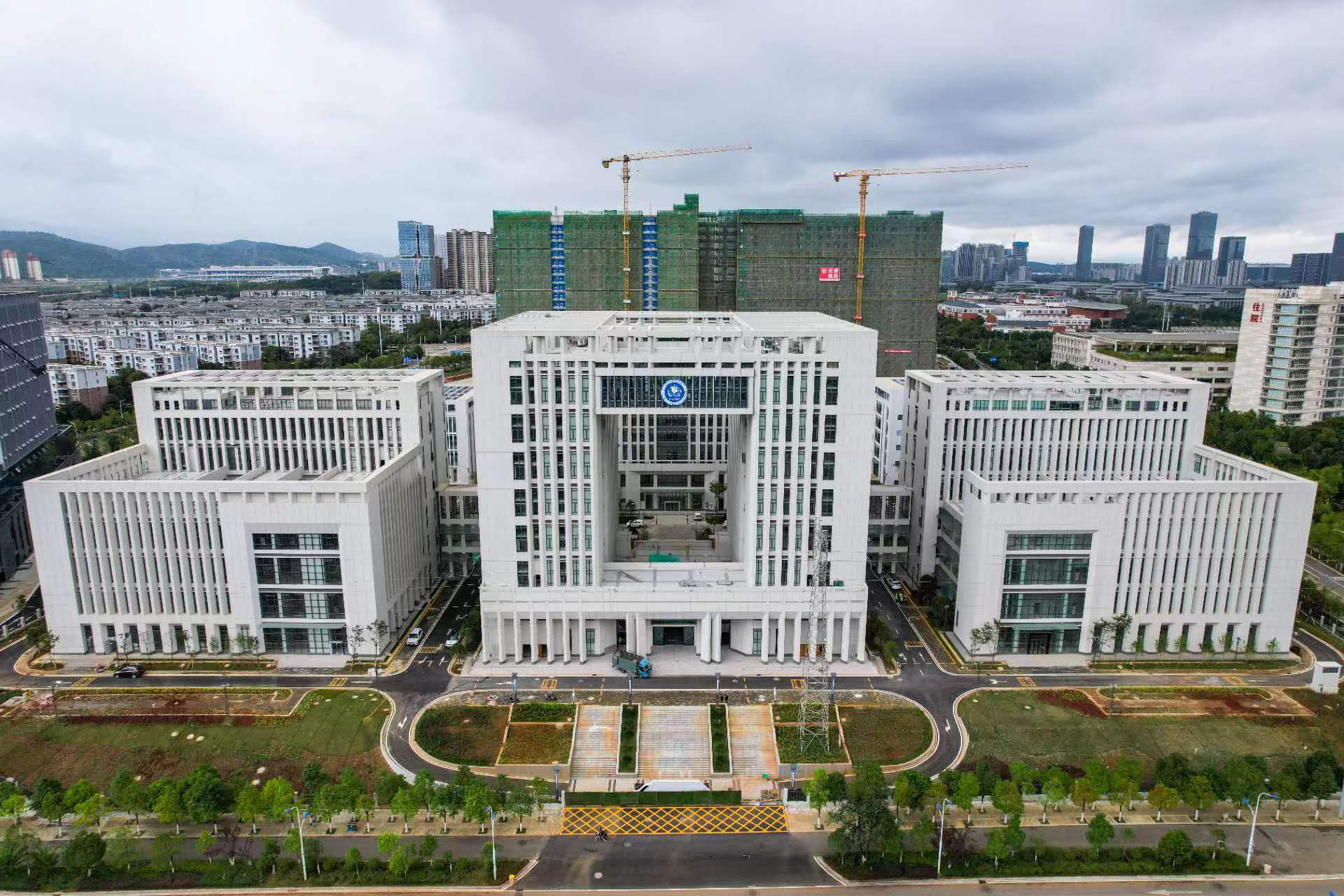 云南省疾病预防控制机构迁建项目通过竣工验收
