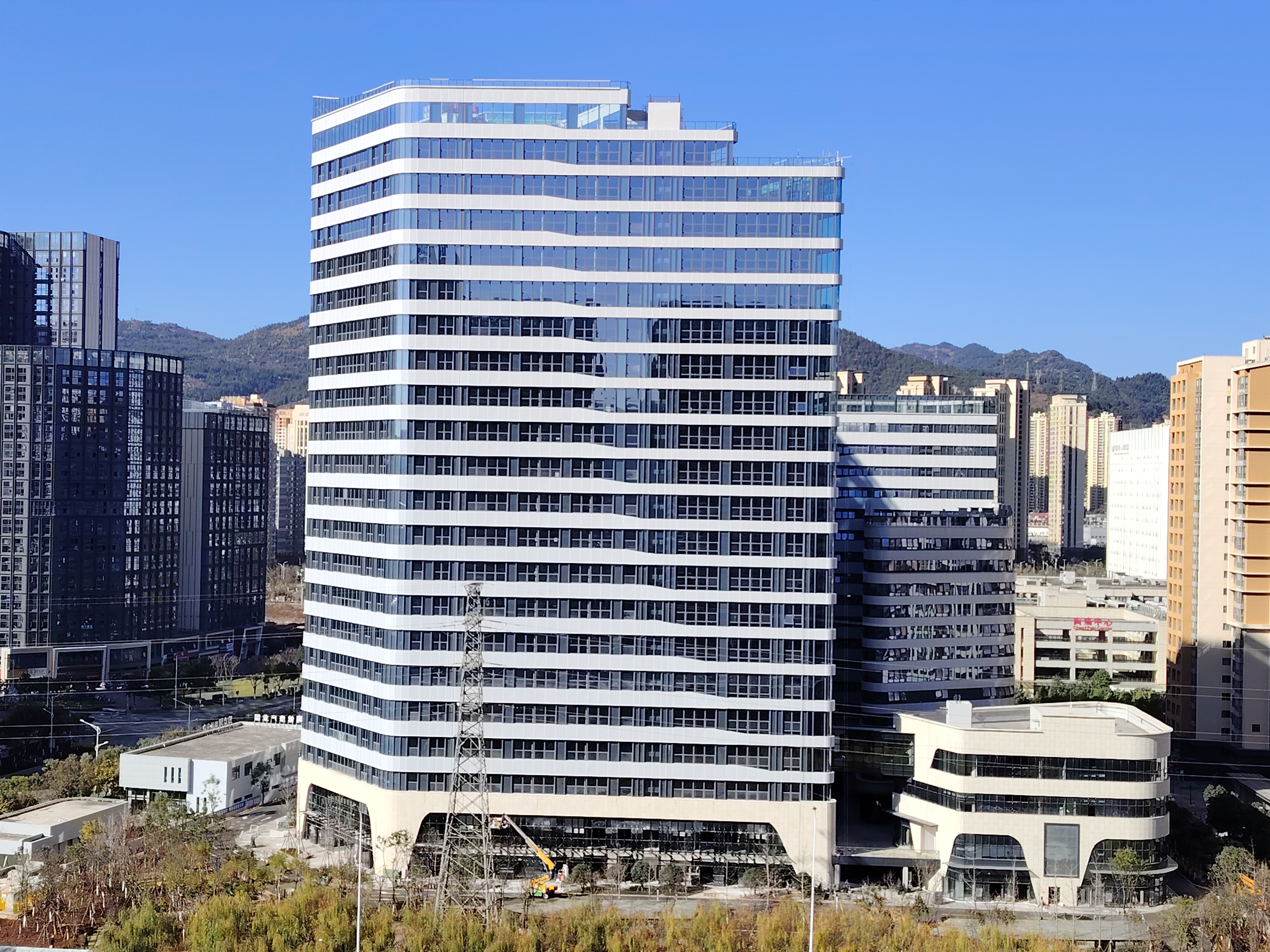 五华区KCWH2012-3号地块项目通过竣工验收