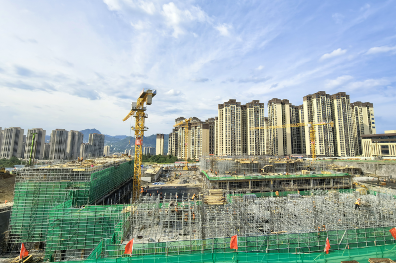 昭通镇雄县地灾避险搬迁暨灾后恢复重建项目冲出“正负零”