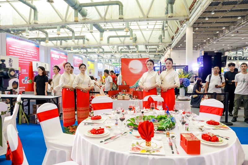 物业公司荣获2025中国餐饮服务技能大赛金奖